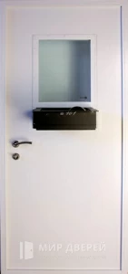 Дверь в кассу с лотком для денег и окошком №1 внешняя - фото